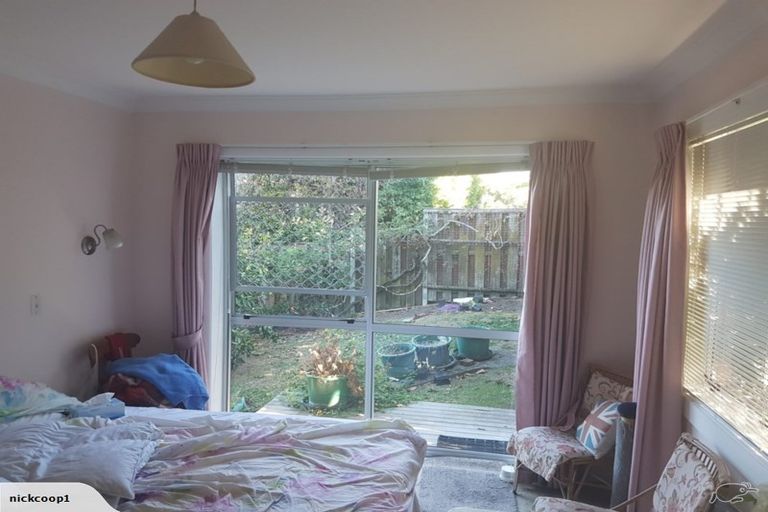 Photo of property in 1/15 Kayeleen Place, Cockle Bay, Auckland, 2014