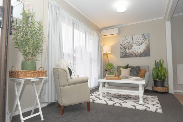 Photo of property in 2/30 Union Street, Papakura, 2110