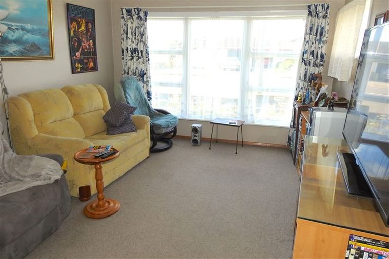 Photo of property in 34 Liverpool Street, Levin, 5510