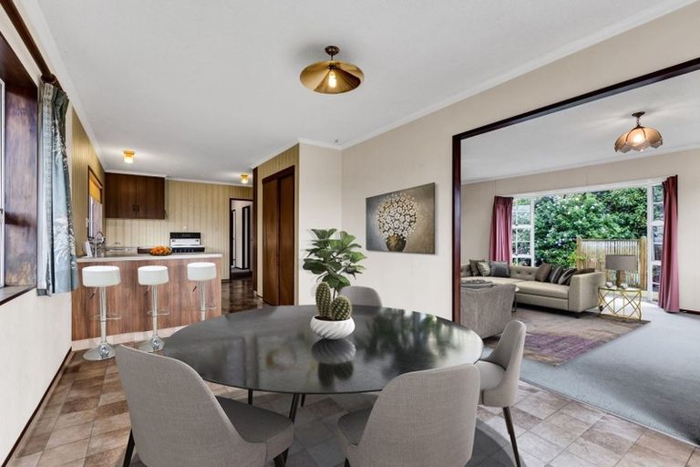 Photo of property in 34 Heta Road, Highlands Park, New Plymouth, 4312