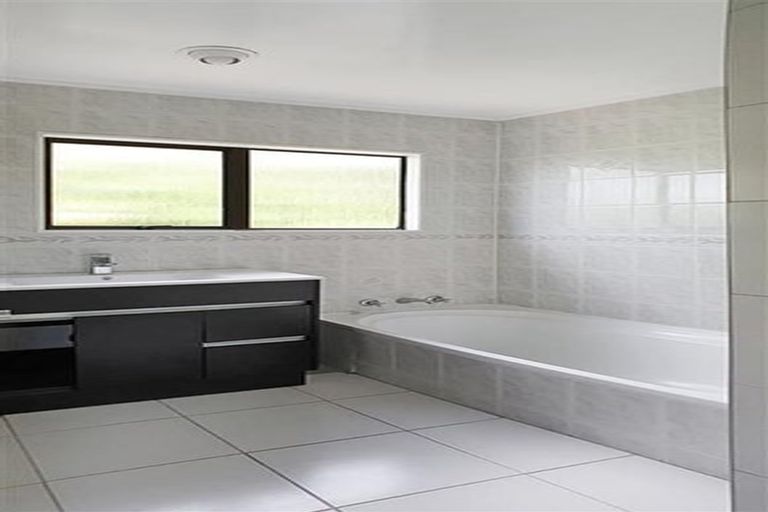 Photo of property in 177 Manuka Road, Bayview, Auckland, 0629