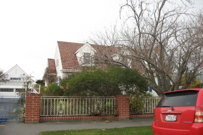 Photo of property in 36 Mcdougall Avenue, St Albans, Christchurch, 8014
