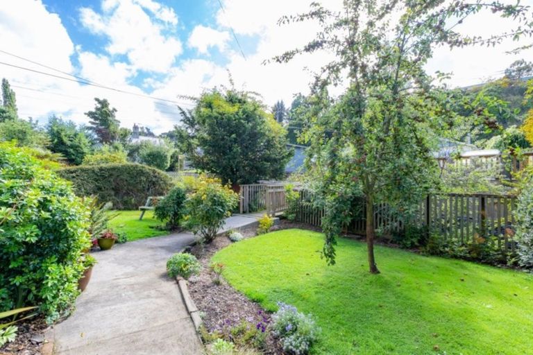 Photo of property in 128 Glen Road, The Glen, Dunedin, 9011