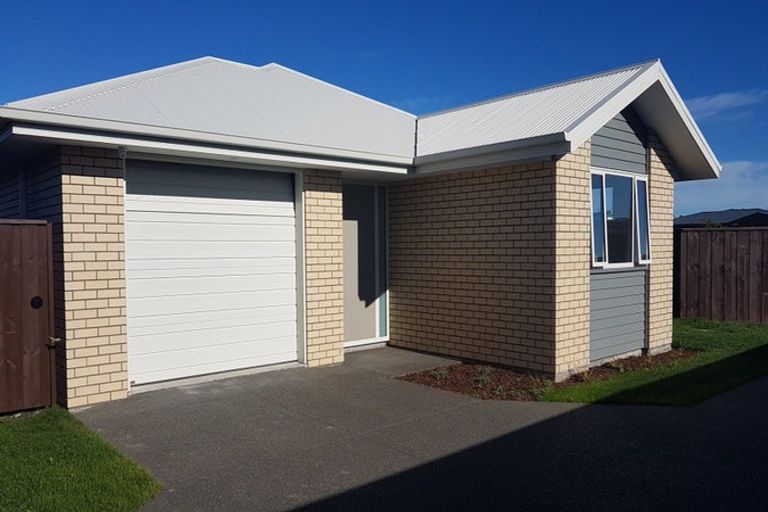Photo of property in 24 Chandler Way, Rolleston, 7615
