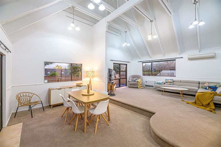 Photo of property in 164 Sturges Road, Henderson, Auckland, 0612