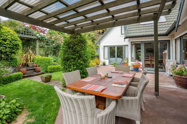 Photo of property in 58 Rokino Road, Hilltop, Taupo, 3330