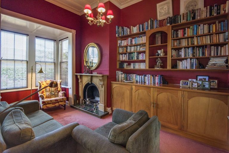 Photo of property in 42 Cheltenham Road, Devonport, Auckland, 0624