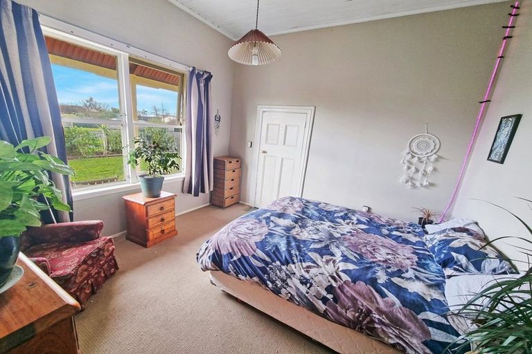 Photo of property in 82 Alexandra Street, Marton, 4710