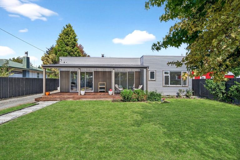 Photo of property in 11 Kempton Street, Greytown, 5712