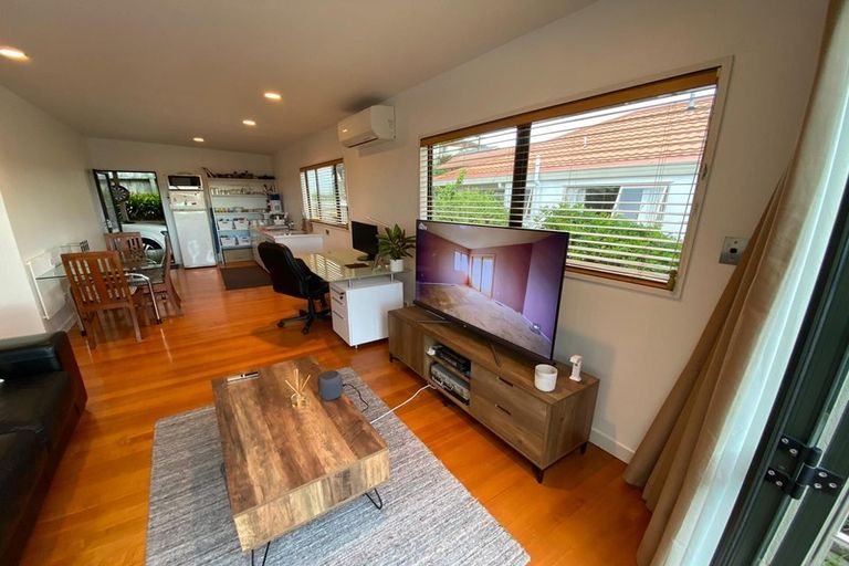 Photo of property in 1/46 Aramoana Avenue, Devonport, Auckland, 0624