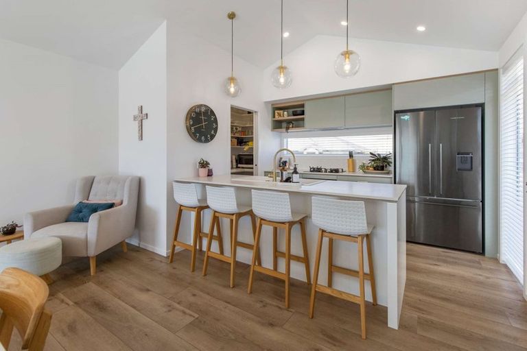 Photo of property in 29 Kotiate Street, Papamoa Beach, Papamoa, 3118