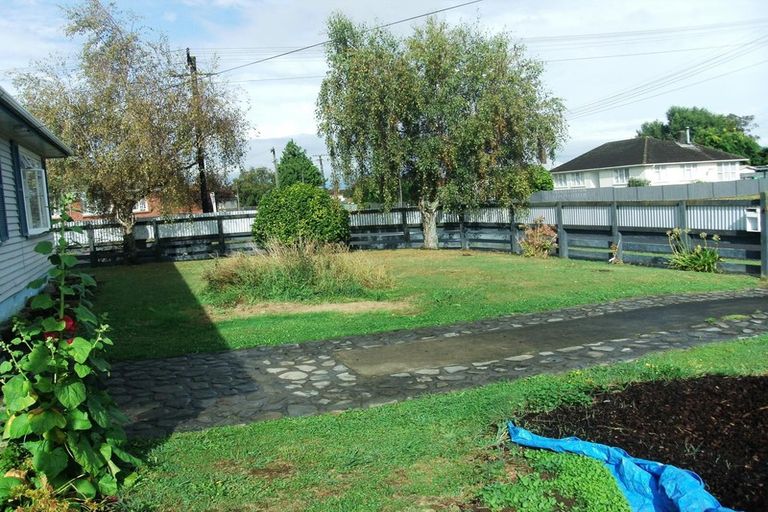 Photo of property in 18 Maire Street, Levin, 5510