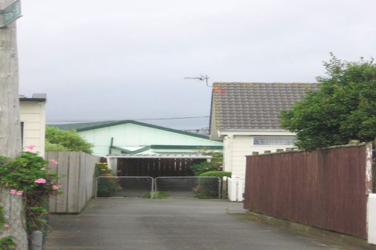 Photo of property in 10a Mason Street, Moera, Lower Hutt, 5010