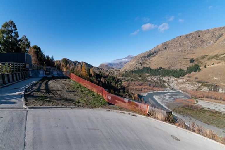 Photo of property in 7 Powder Terrace, Arthurs Point, Queenstown, 9371