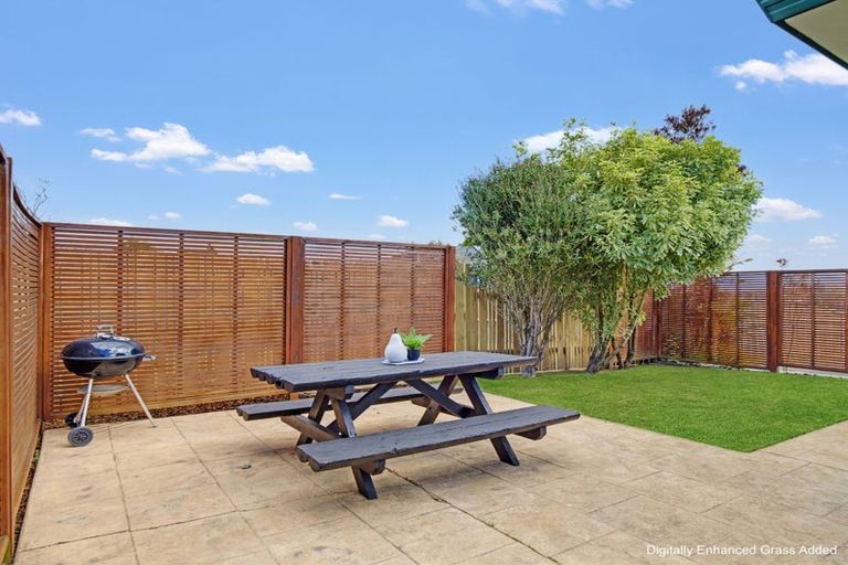 Photo of property in 120 Cambridge Road, Bethlehem, Tauranga, 3110