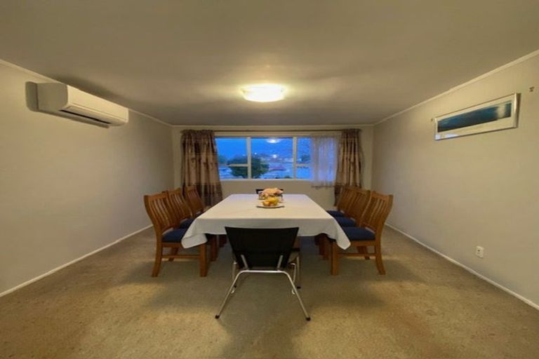 Photo of property in 15 Tangelo Place, Bucklands Beach, Auckland, 2012