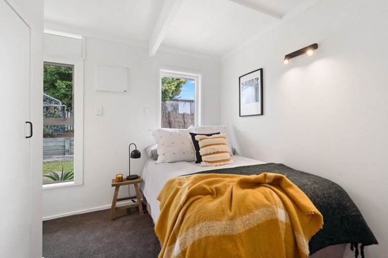 Photo of property in 3/340 Te Atatu Road, Te Atatu South, Auckland, 0610