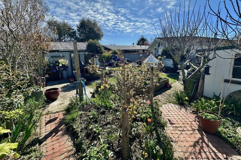 Photo of property in 37 Kinley Street, Rangiora, 7400