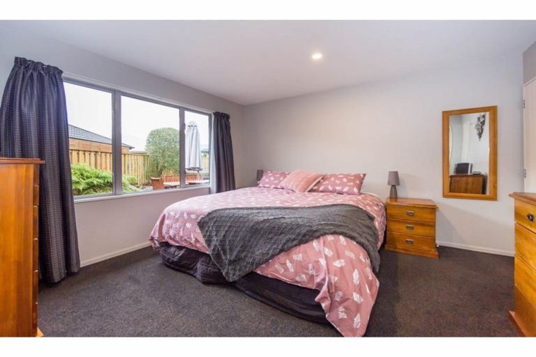 Photo of property in 37 Beechwood Drive, Northwood, Christchurch, 8051
