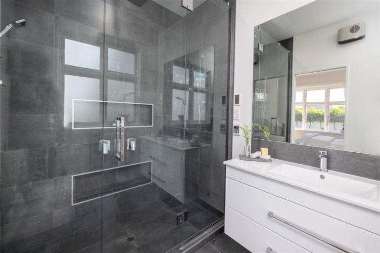 Photo of property in 138 Innes Road, St Albans, Christchurch, 8052