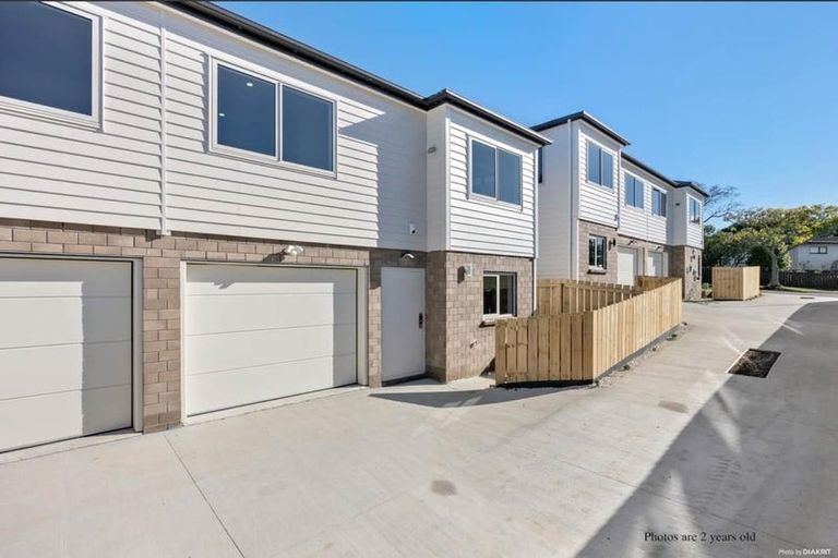 Photo of property in 4a Bill Phillip Place, Clendon Park, Auckland, 2103