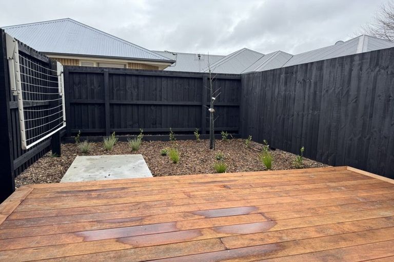 Photo of property in 8/21 Fairfield Avenue, Addington, Christchurch, 8024