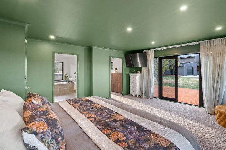 Photo of property in 210 Wards Line, Morison Bush, Greytown, 5794