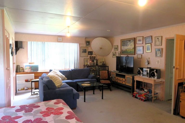 Photo of property in 1101 Queen Sh25 Street, Thames, 3500