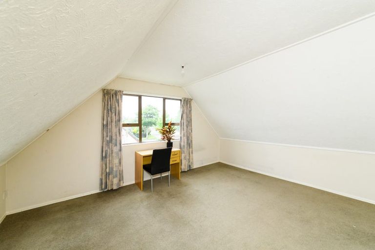 Photo of property in 186a Amberley Avenue, Highbury, Palmerston North, 4412