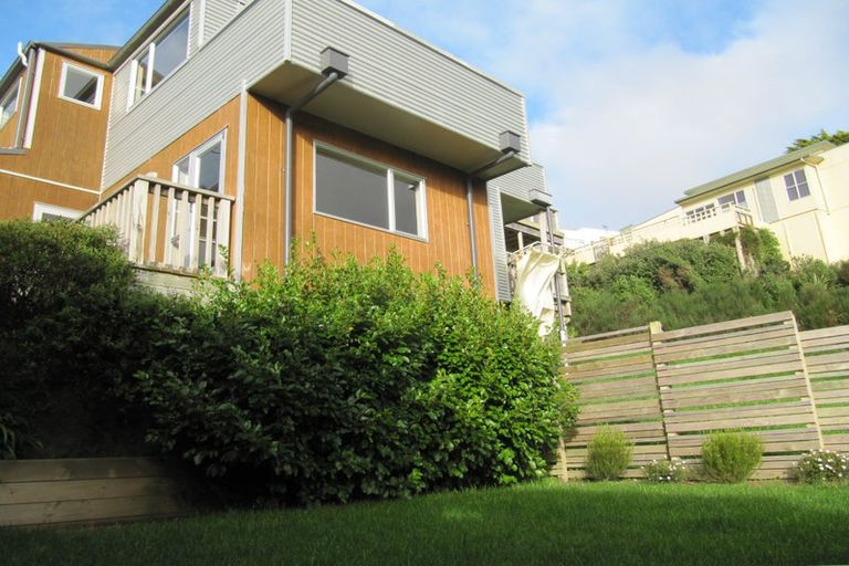 Photo of property in 100e Karepa Street, Brooklyn, Wellington, 6021