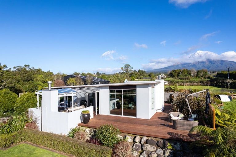 Photo of property in 1895 Egmont Road, Kaimiro, Inglewood, 4386