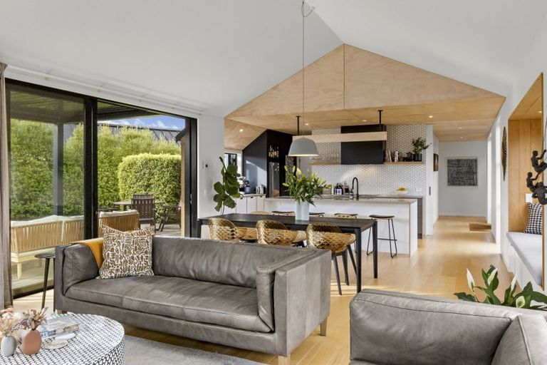 Photo of property in 13 Torridon Court, Jacks Point, Queenstown, 9371