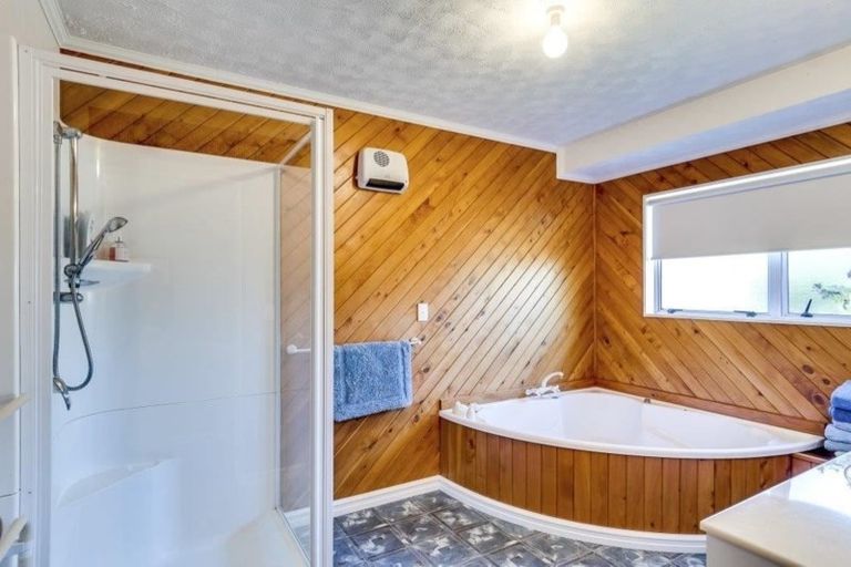 Photo of property in 43-45 Mount Herbert Road, Waipukurau, 4200