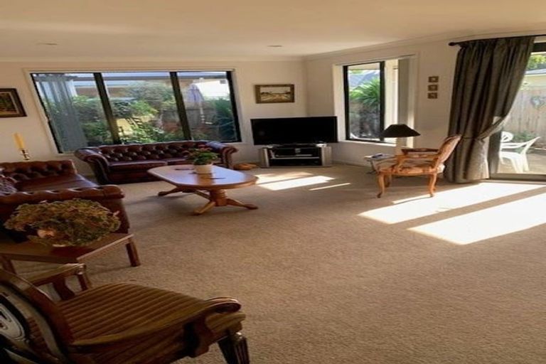 Photo of property in 529c Devonport Road, Tauranga South, Tauranga, 3112