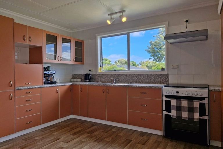 Photo of property in 175 Parklands Avenue, Bell Block, New Plymouth, 4312