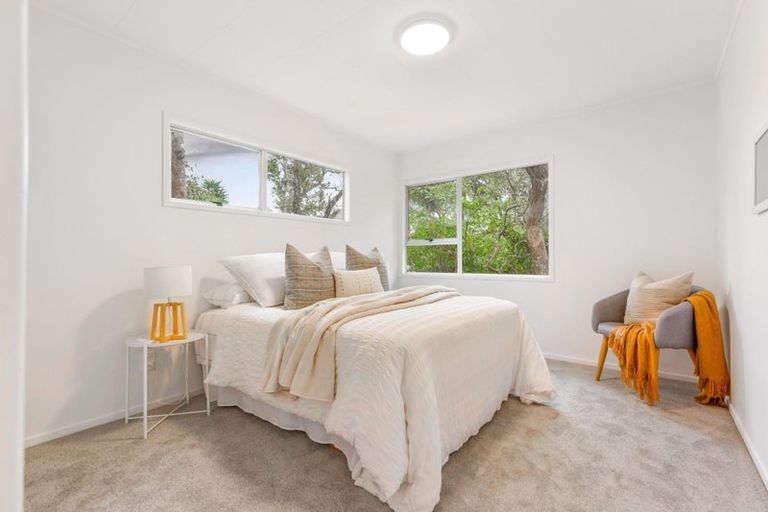 Photo of property in 176 Universal Drive, Henderson, Auckland, 0610