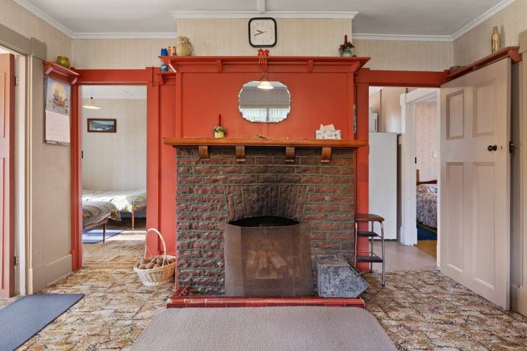 Photo of property in 30 Beach Road, Long Beach, Port Chalmers, 9081