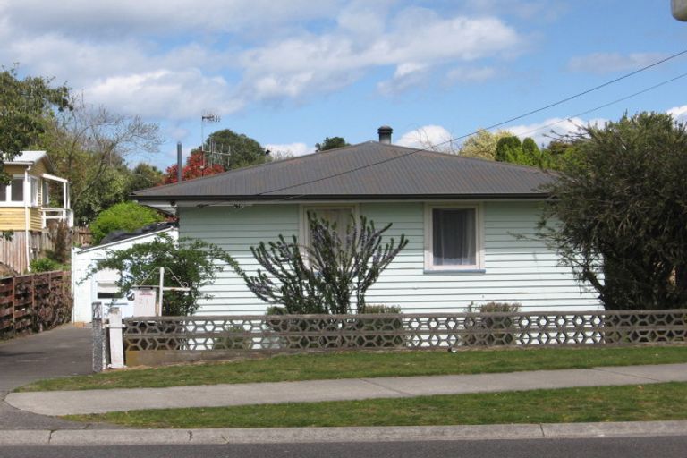 Photo of property in 21 Whakaipo Avenue, Taupo, 3330