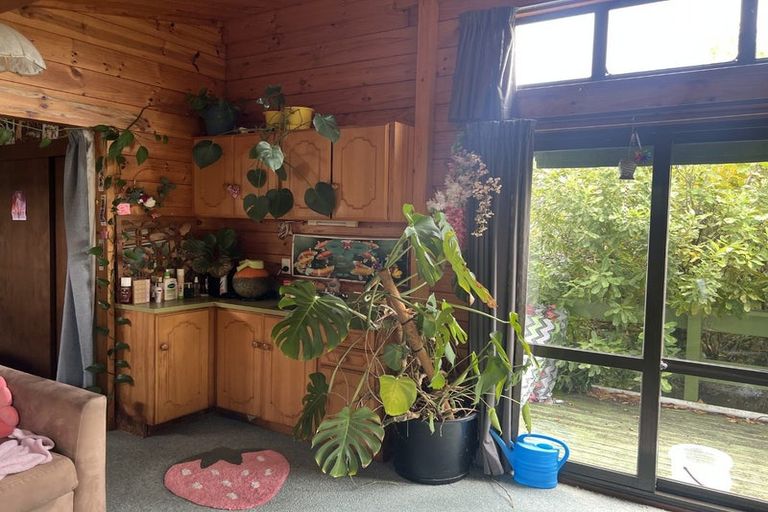 Photo of property in 11 Fitzwater Place, Henderson, Auckland, 0612