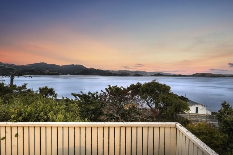 Photo of property in 1 King George Street, Broad Bay, Dunedin, 9014