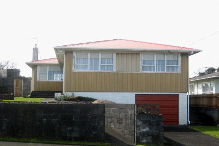 Photo of property in 10 Lydford Place, Spotswood, New Plymouth, 4310