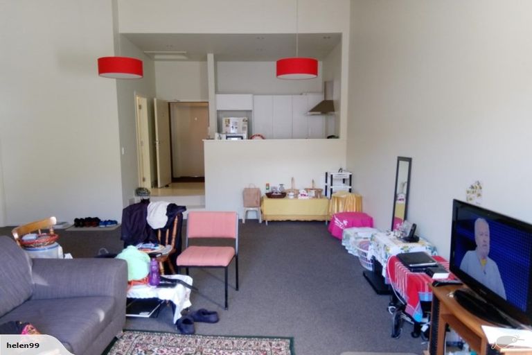 Photo of property in 3/20 Main Road, Tawa, Wellington, 5028