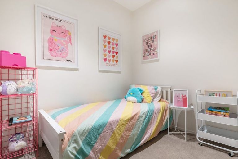 Photo of property in 61 Rangihina Road, Hobsonville, Auckland, 0616