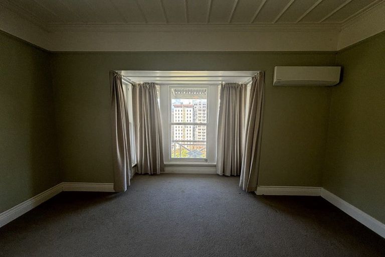 Photo of property in 1/14 Clifton Terrace, Kelburn, Wellington, 6012