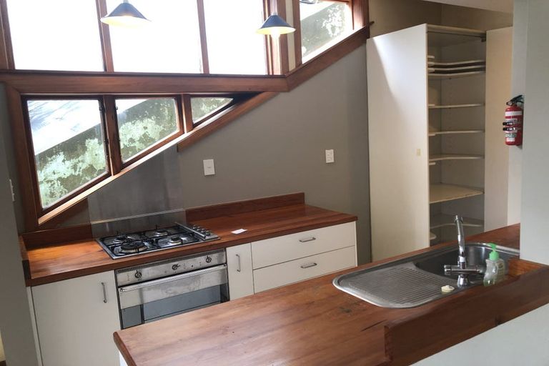 Photo of property in 142 Washington Avenue, Brooklyn, Wellington, 6021