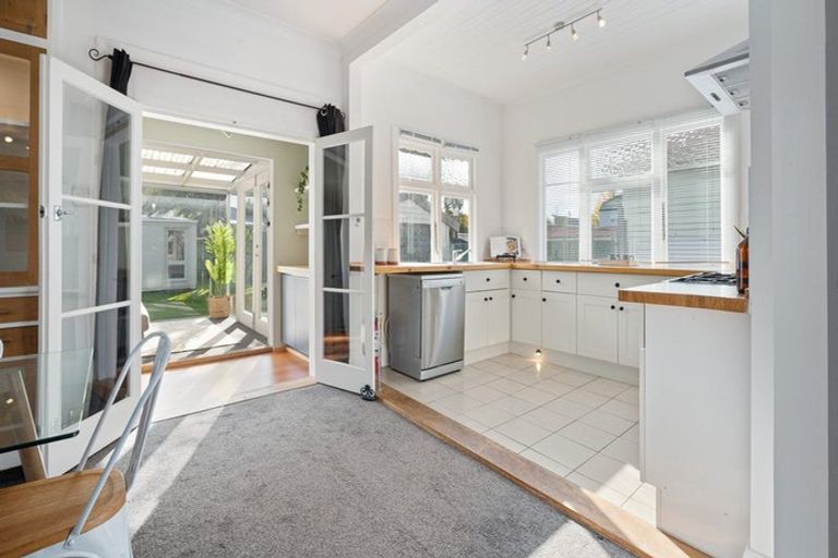 Photo of property in 25 Dunn Street, Somerfield, Christchurch, 8024
