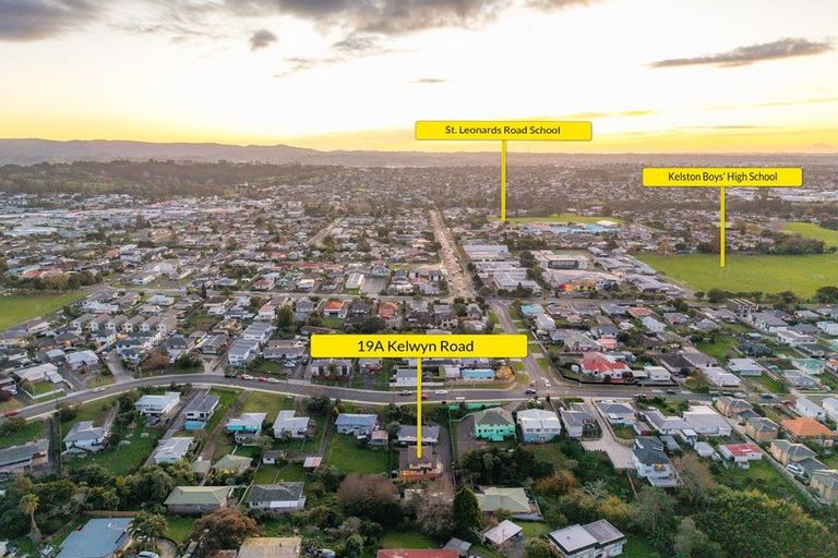Photo of property in 19a Kelwyn Road, Kelston, Auckland, 0602
