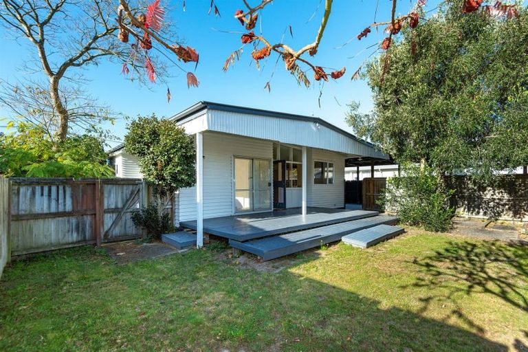 Photo of property in 15 Bronwyn Street, Mairehau, Christchurch, 8052