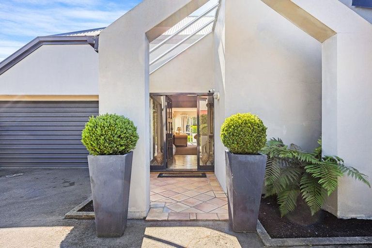 Photo of property in 10a Harrods Court, Ilam, Christchurch, 8053