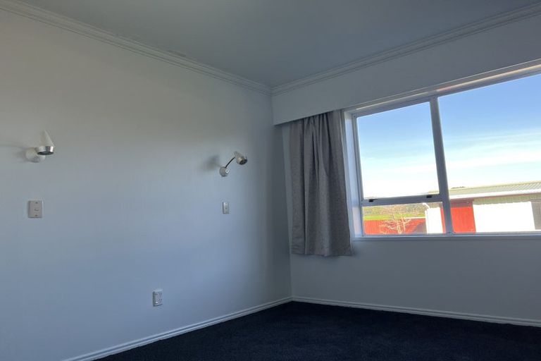 Photo of property in 54 Wairau Road, Oakura, 4314